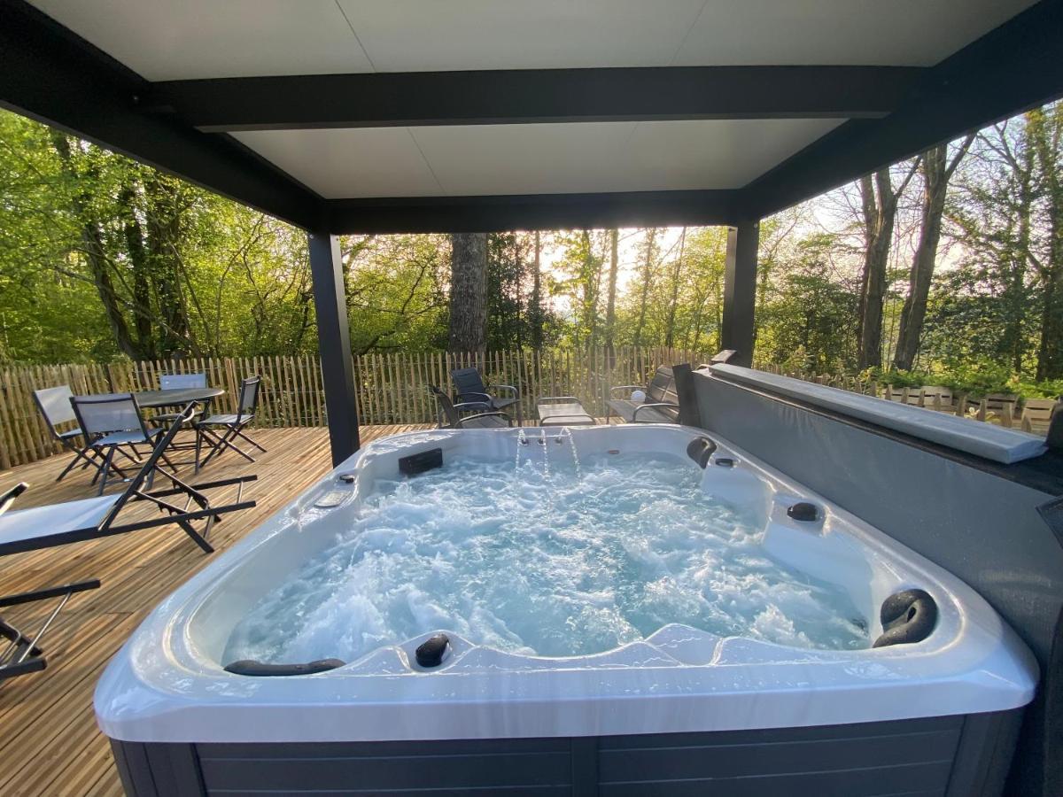 Domaine Du Gros Chene - Terrasses Avec Jacuzzis Privatifs Apartment Ablon Ngoại thất bức ảnh