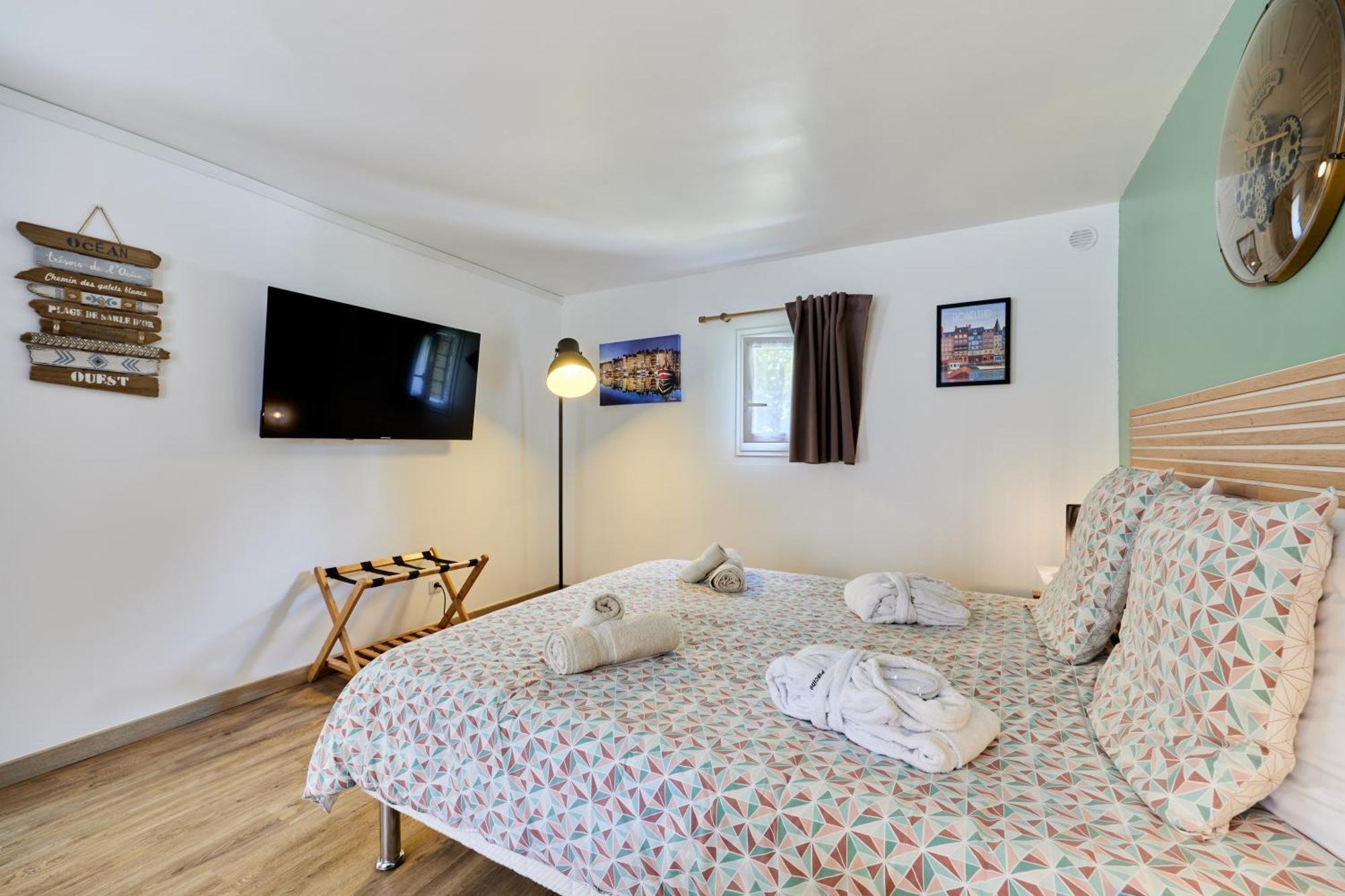 Domaine Du Gros Chene - Terrasses Avec Jacuzzis Privatifs Apartment Ablon Ngoại thất bức ảnh